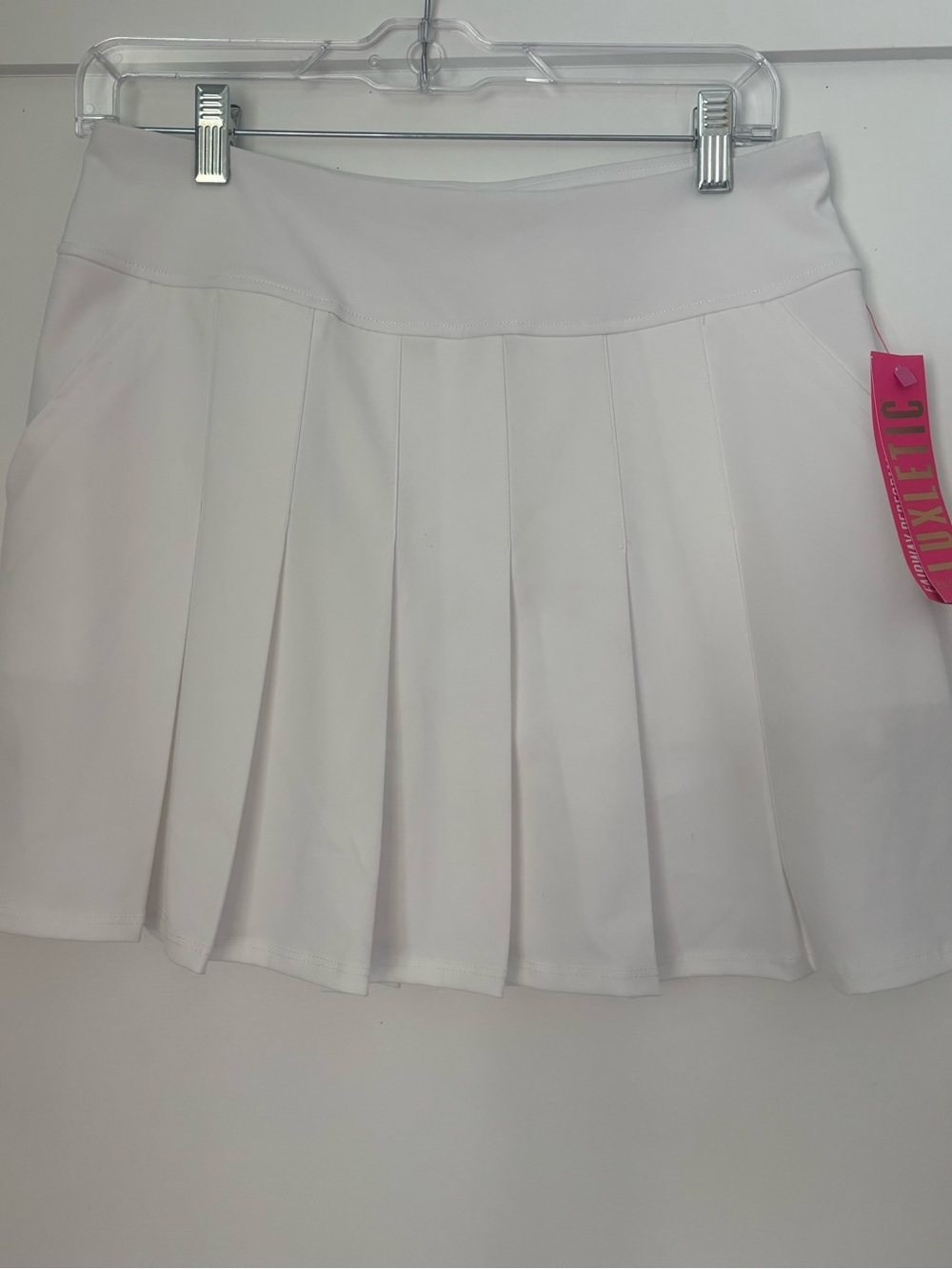 Lilly Pulitzer Priska White Pleated Skort in Resort White size 4. New with tags